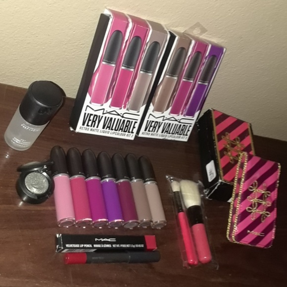 MAC Cosmetics Other - Massive M.A.C Bundle featuring 14 separate items!